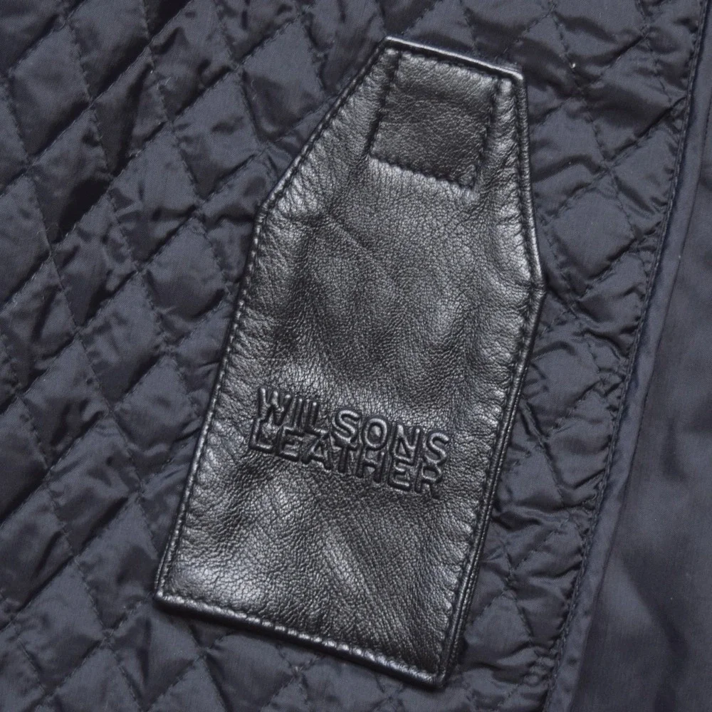 Wilsons Leather Men Size S Black Quilted 3M Thinsulate Zipper Vest Liner